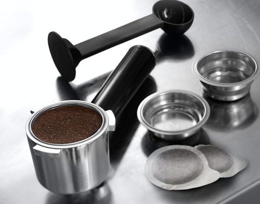 DE'LONGHI EC 685 BK - PÁKOVÝ KÁVOVAR