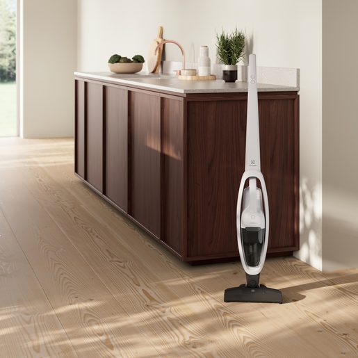 ELECTROLUX 300 CLEAN ES31CB18SH - TYČOVÝ VYSAVAČ