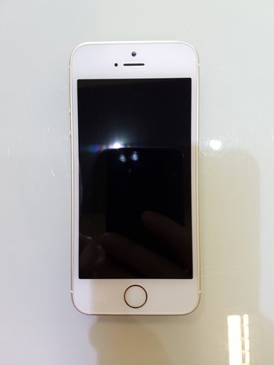 APPLE IPHONE SE 64GB GOLD (TOP STAV, ZÁNOVNÍ IPHONE, ZÁRUKA 12 MĚSÍCŮ)
