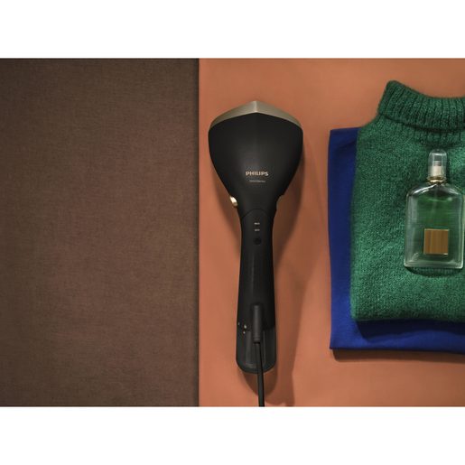STH7060/80 NAPAŘOVAČ ODĚVŮ PHILIPS