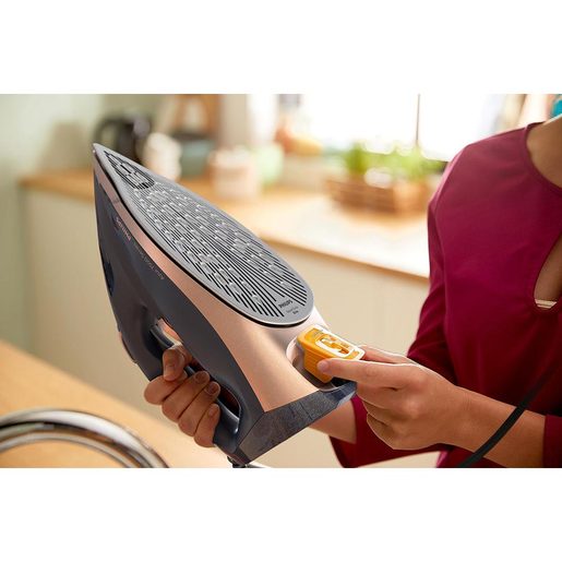 PHILIPS DST 7510/80 - NAPAŘOVACÍ ŽEHLIČKA