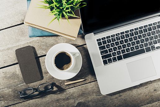 VENNUS COTTON POUZDRO APPLE IPHONE 7/8 ČERNÉ (ZESÍLENÝ RÁM)