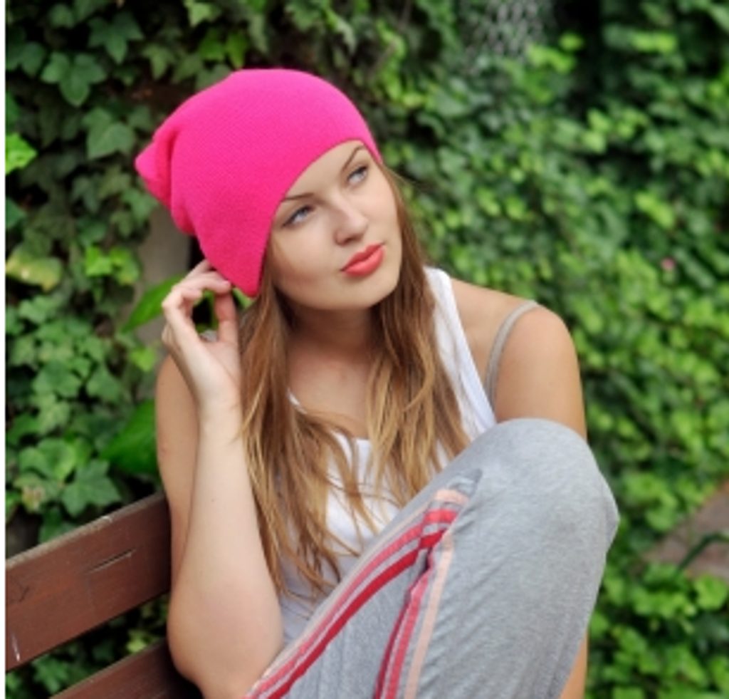 Růžová dámská čepice - Dámske čiapky - vasa-moda.sk