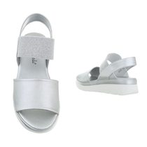 Stříbrné letní sandály