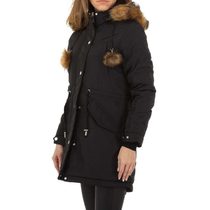 Zimní bunda s kapucí