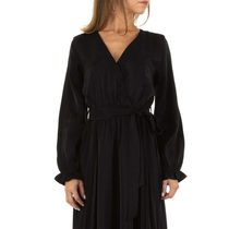 Černé dámské šaty