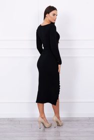 Asymetrické černé šaty