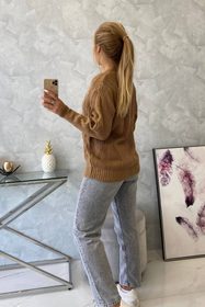 Krátký propínací svetr