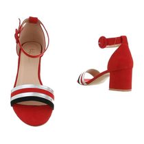 Letní červené sandály