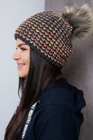 Zimní dámské čepice