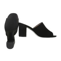 Černé sandály na podpatku