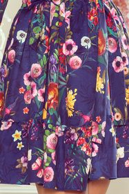 Kvetované šaty s volánom