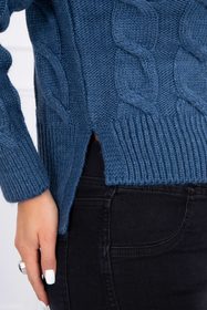 Krátký pletený svetr