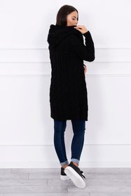Čierny sveter s kapucňou
