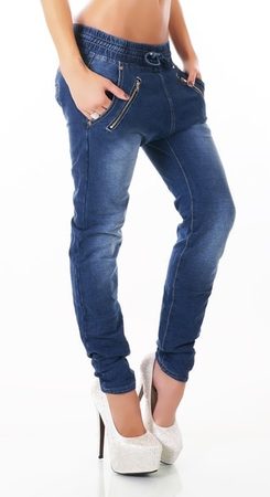 Trendy dámske džínsy
