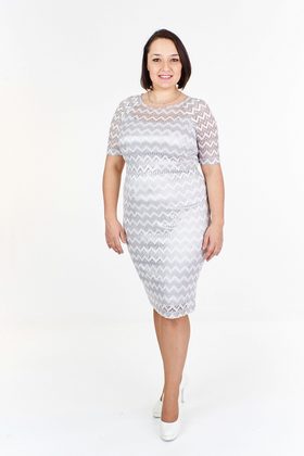 Čipkované puzdrové šaty plus size