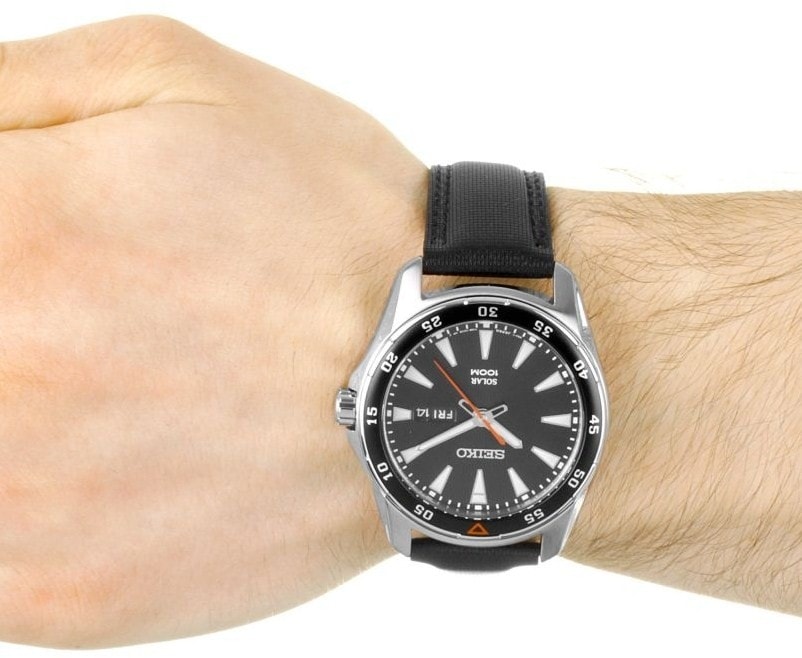 seiko solar sne393p2