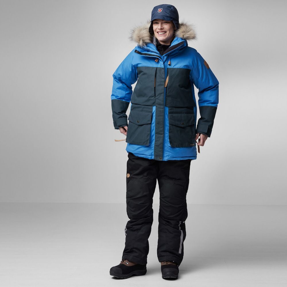 Outdoorweb.eu Polar Expedition Parka W Iron Grey Black women s coat FJALLRAVEN 1 068.57