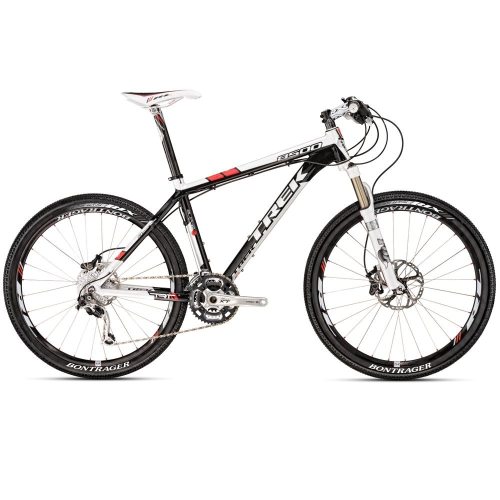 8500 DISC AKCE E PEARL WHITE/GLOSS BLACK odpružené horské kolo