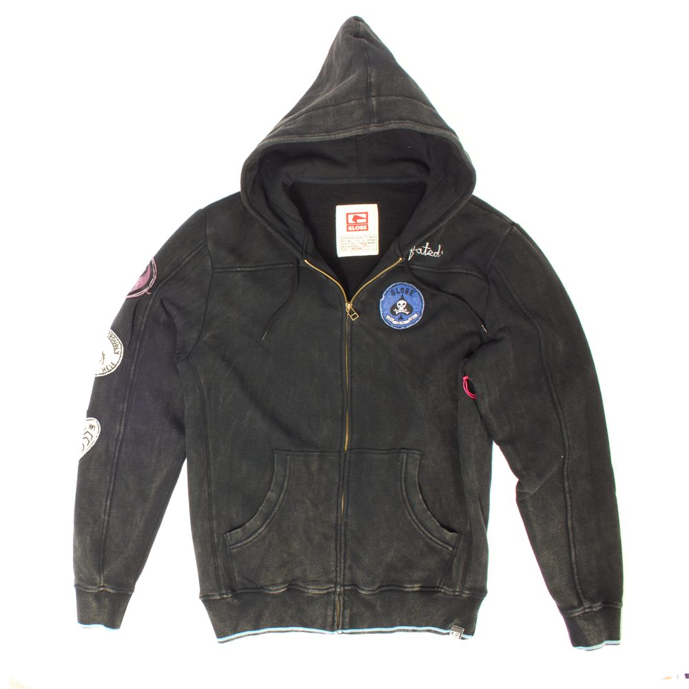 1233006 PATCHED HOODIE BLACK - mikina s kapucí zip