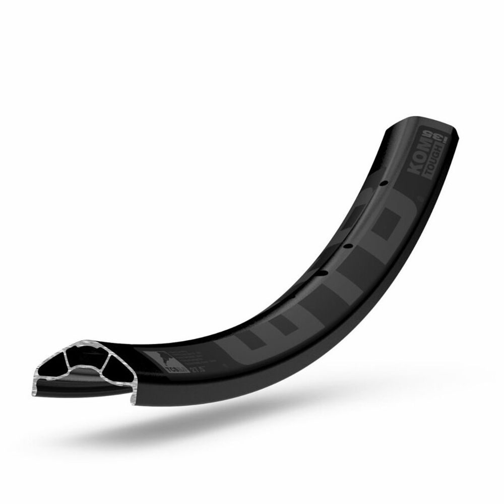 KOM TOUGH i35 27.5" TCS 32 děr černá