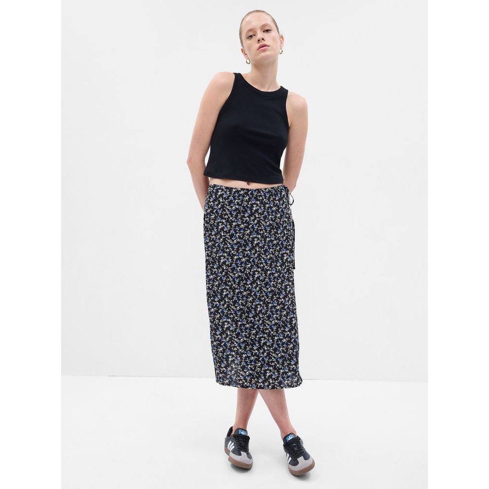 744856-00 Květovaná midi sukně Černá