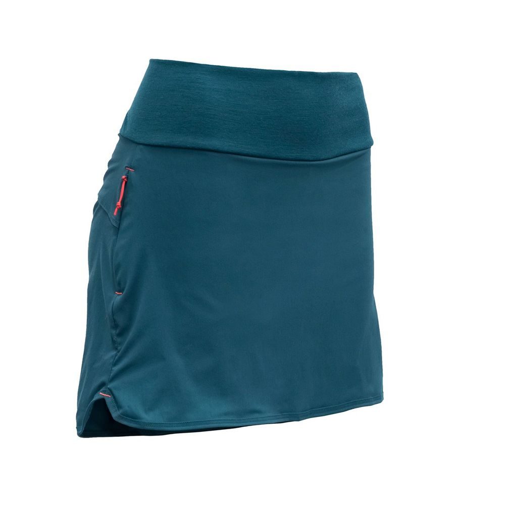 Running Woman Skirt, Flood