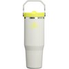 IceFlow™ Flip Straw 2.0 Tumbler 890 ml Pale Stone Atomic