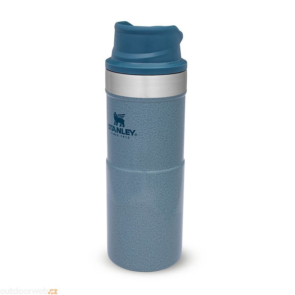 Classic series 350ml ice blue - thermo mug in one hand - STANLEY - 35.66 €