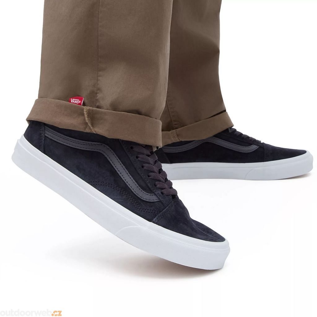 Old skool suede top low top sneaker