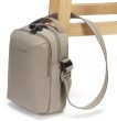V TOUR CROSSBODY 7L beige