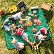 Patterned picnic mat Animals