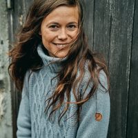 Övik Cable Knit Roller Neck W, Mesa Purple
