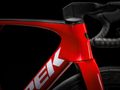 Madone SLR 9 AXS Team Replica: Viper Red