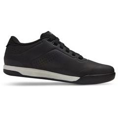 GIRO Latch Black