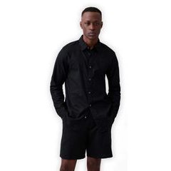 GAP 887952-00 Košile z lněné směsi Standard Fit Černá