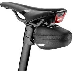 GIANT UNICLIP SEATBAG SMALL WITH DOCKING STATION