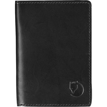 FJÄLLRÄVEN Leather Passport Cover Black