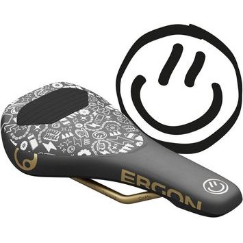 ERGON SM Downhill Comp Vali Höll Edition černá