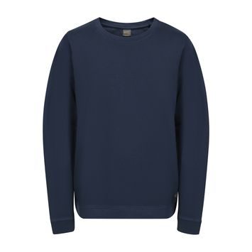 NAX UHETO reflecting pond