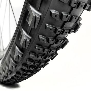E*THIRTEEN TRS Plus Semi-Slick Tire | Trail | 27.5" | 2.35 | 120tpi | Single Ply | Plus