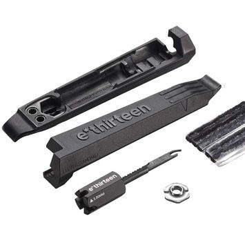 E*THIRTEEN Tire Lever Tire Plug Kit | Black