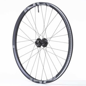 E*THIRTEEN LG1 Race Carbon Front Wheel | Enduro | 27.5" x 30mm | 28 hole | 110x15mm Boost | Black