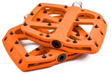 E*THIRTEEN Base Flat Pedal | Composite Body | 22 Pins | Naranja