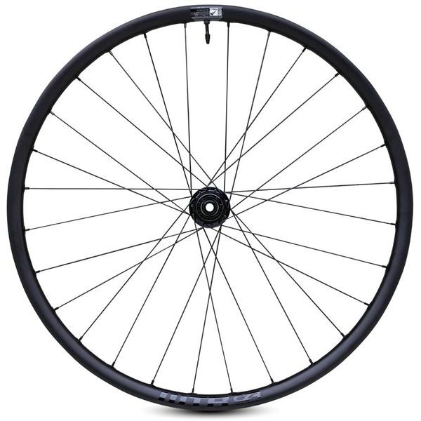 CZR i23x700c 142x12mm 28 děr zadní Shimano 11spd
