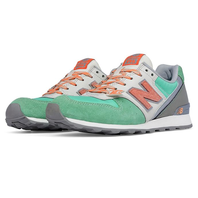 NEW BALANCE WR996EM - women's sneakers