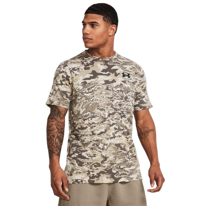 UNDER ARMOUR ABC CAMO SS, Timberwolf Taupe / Black