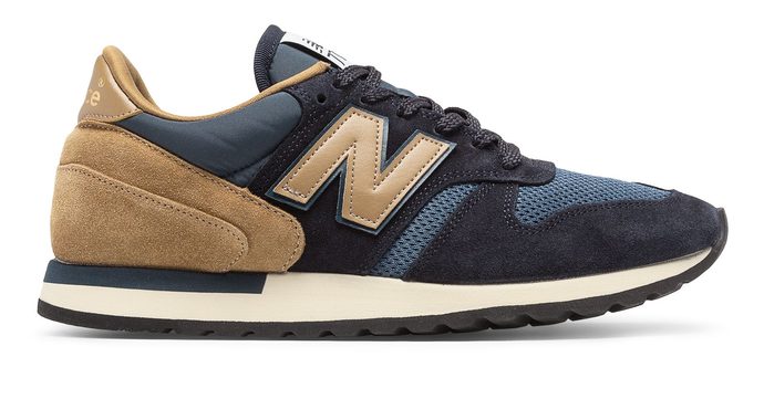 NEW BALANCE M770SNB