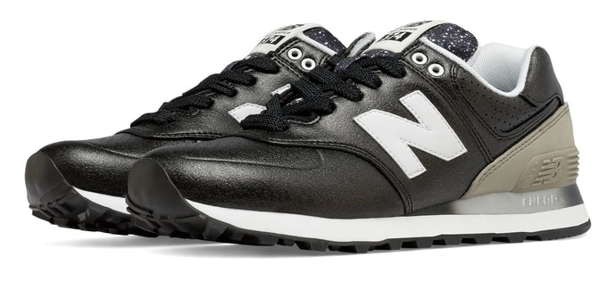 NEW BALANCE WL574RAA - women's sneakers action