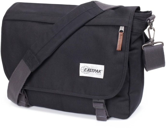 EASTPAK Delegate Lifelike Black - taška přes rameno